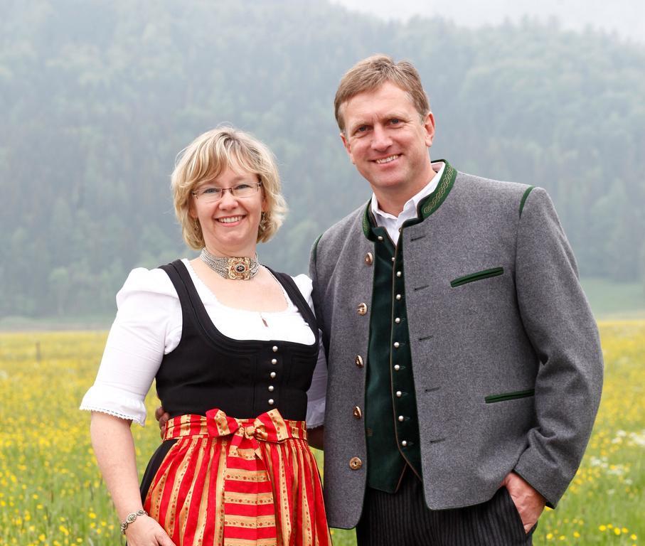 Gaestehaeuser Schwemmbauer ไรท์อิมวิงเคอ ภายนอก รูปภาพ